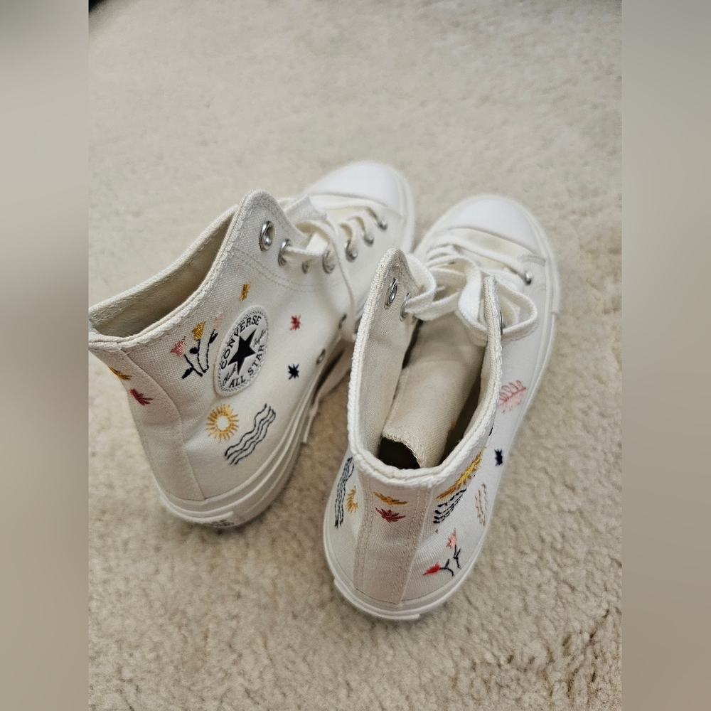 Converse WM CTAS LIFT HI OK TO WANDER